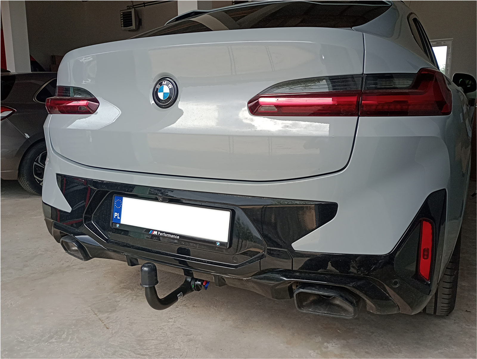 Hak holowniczy zamontowany w BMW X4 G02 w warsztacie Auto Zielonka